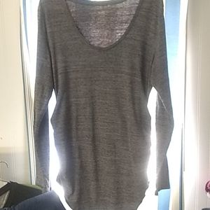 Old Navy maternity fitted top size large